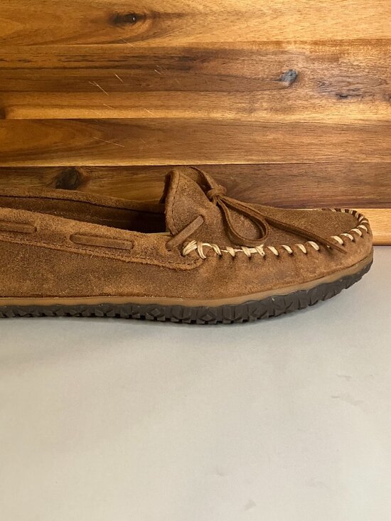 Minnetonka Men\'s Tie Tread Moccasins Brown Ruff Suede Size 9 NWOB Slip On Loafer main image 4